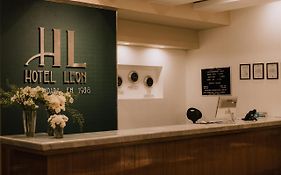 Hotel Leon